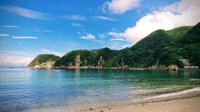 岩地海水浴場