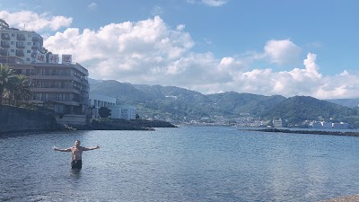網代温泉海水浴場