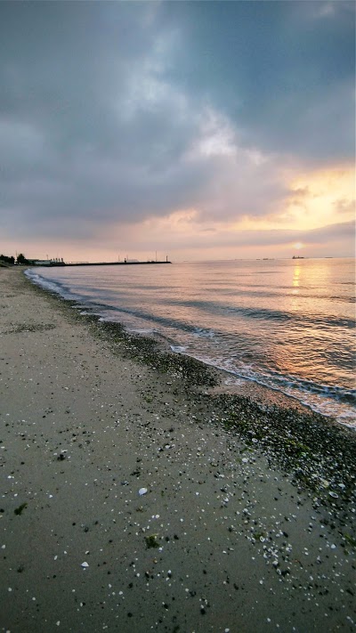 河和海水浴場